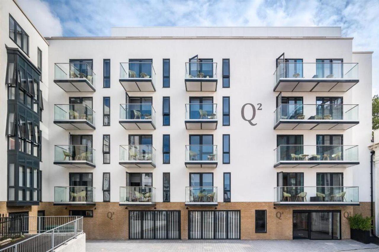 Q Square By Supercity Aparthotels 布赖顿 外观 照片